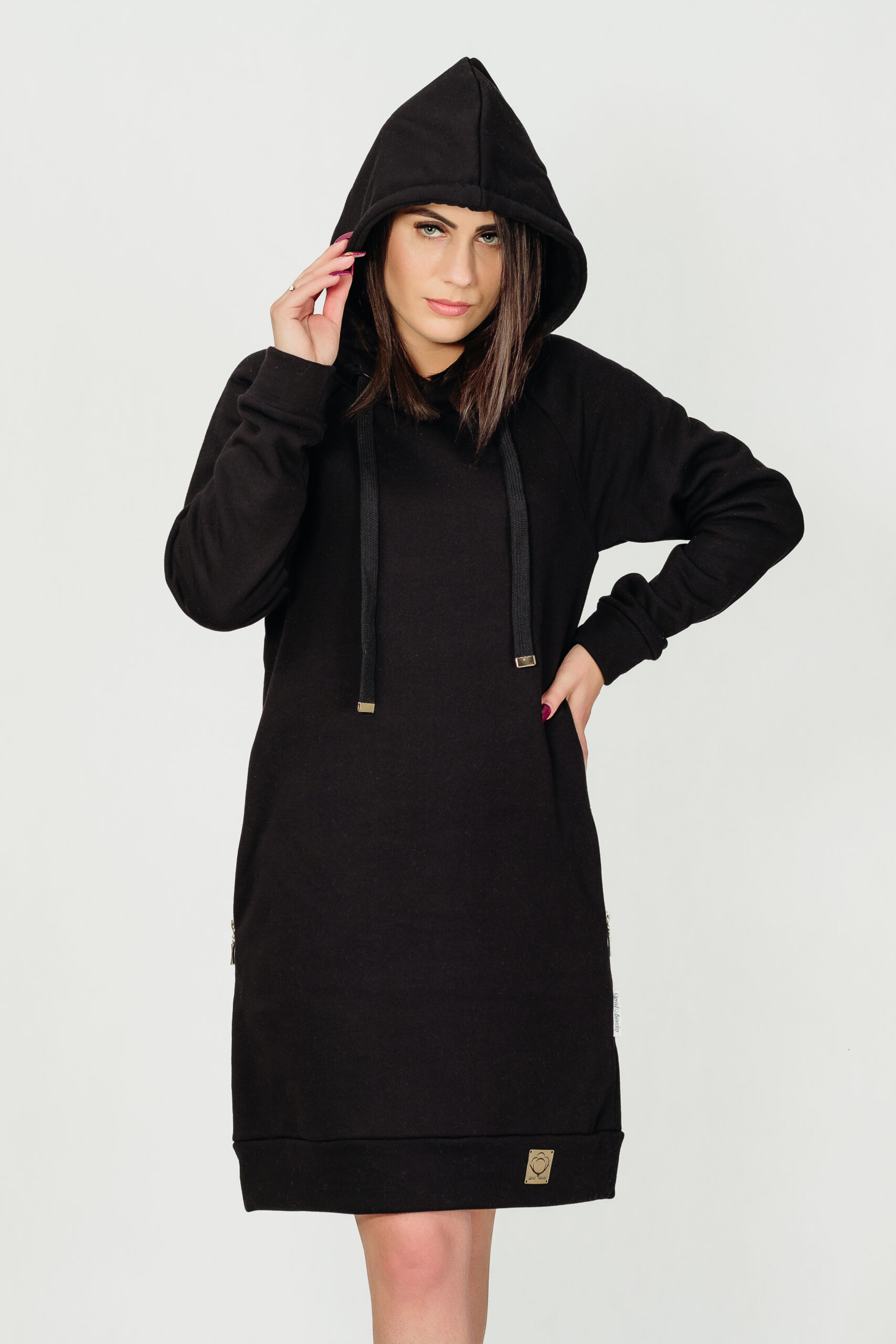 BAŁTYK  - długa bluza z kapturem kolor Czarny