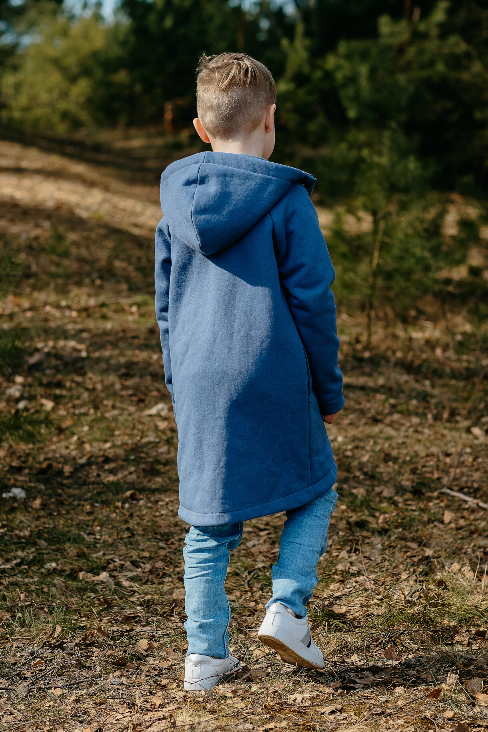 MAŁA NATURA - płaszczyk dresowy kolor Niebieski Jeans - obrazek 2