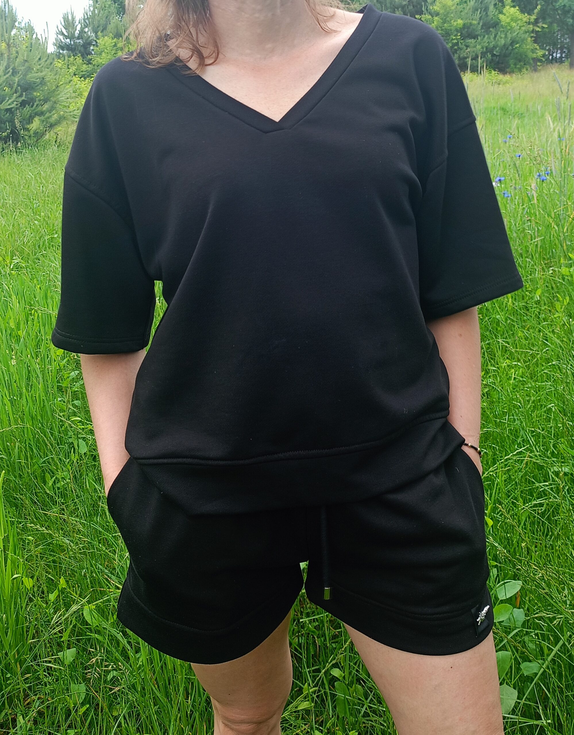Bluza dresowa z krótkim rękawem Jantar Czarna