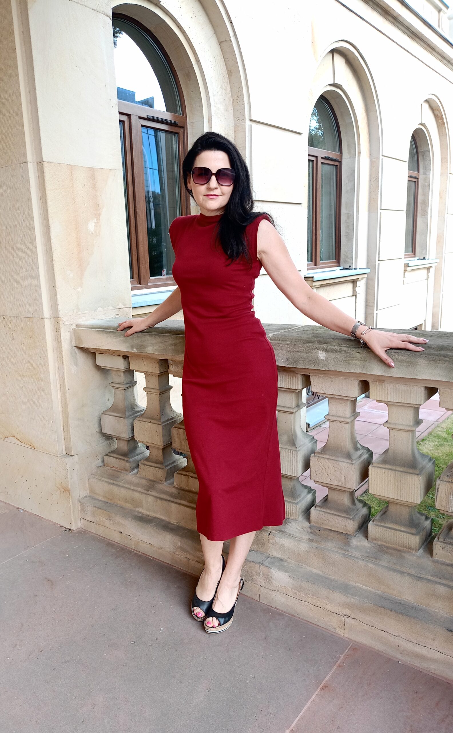 ANNA ołówkowa midi kolor Bordo - obrazek 2